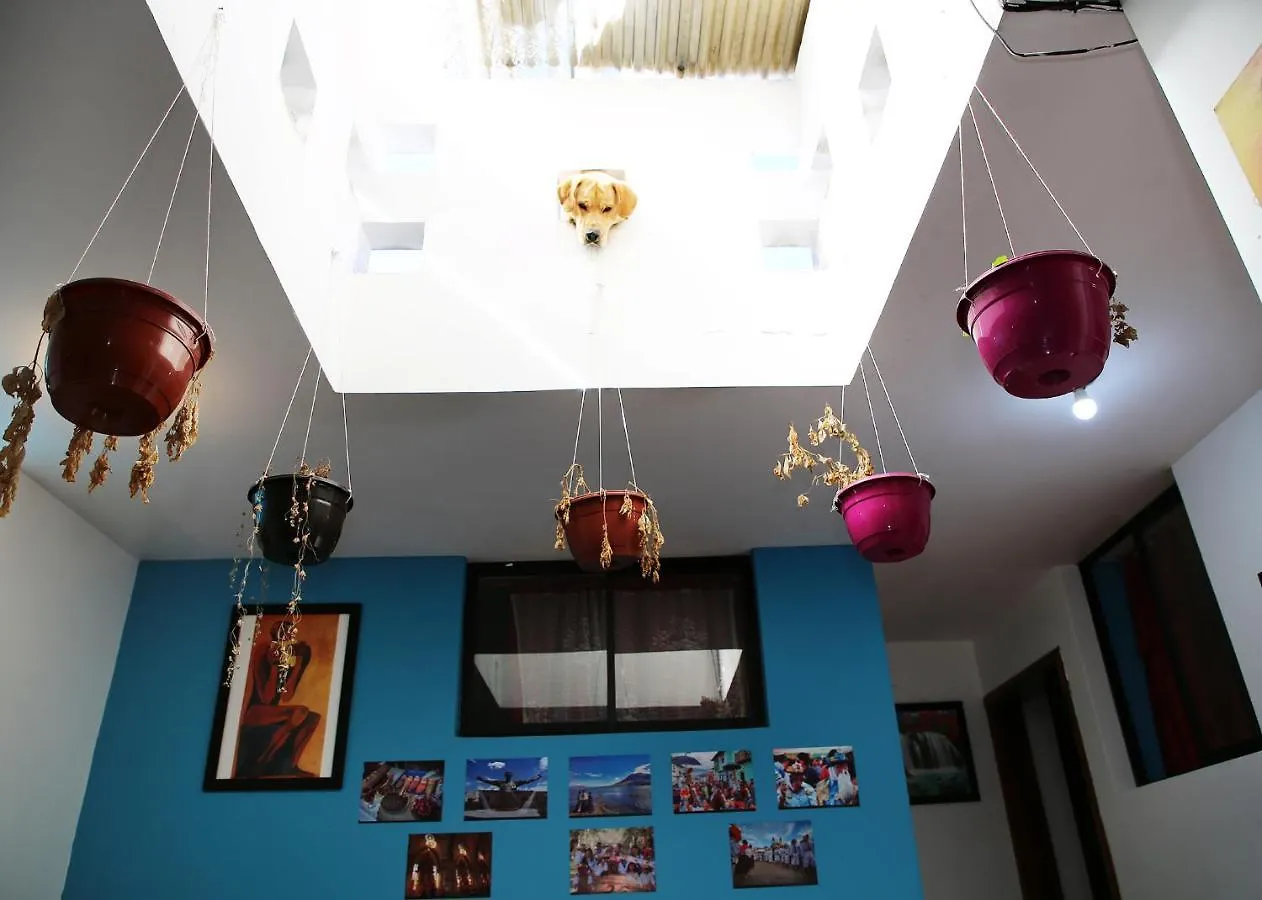 Hostal Bavaria De La Alameda Quito Guest house