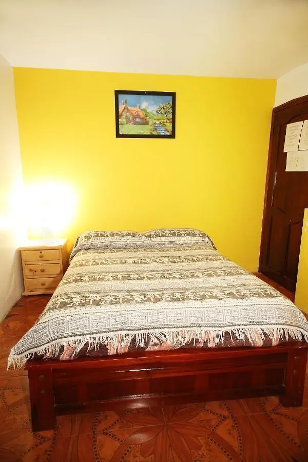 Hostal Bavaria De La Alameda Quito 2*,