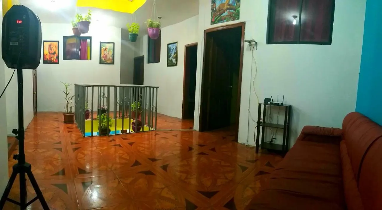 Hostal Bavaria De La Alameda Quito 2*,